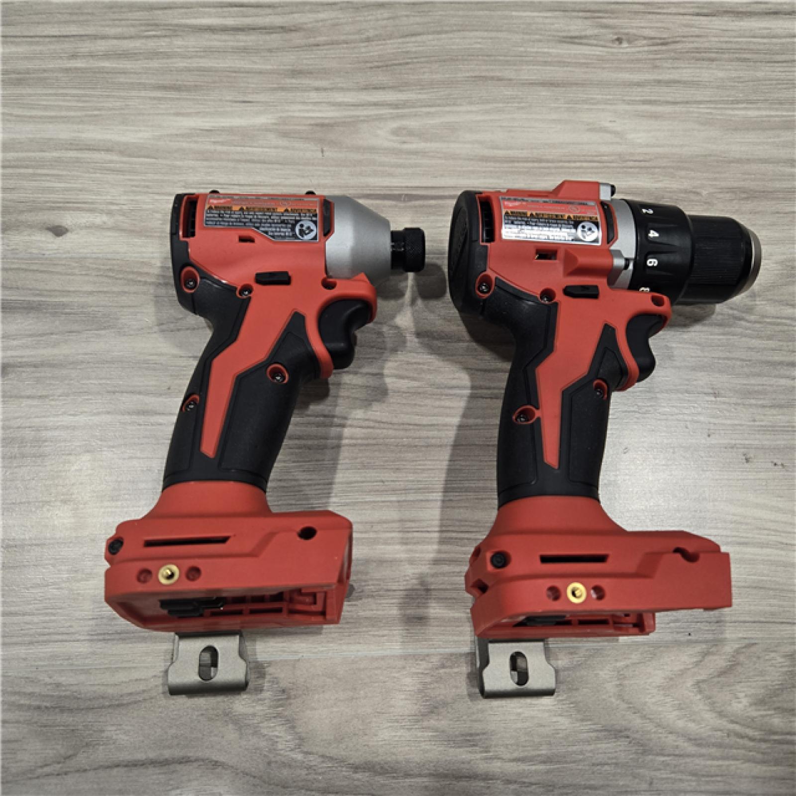 LIKE NEW! - Milwaukee 18V Cordless Compact Drill/Impact Combo Kit