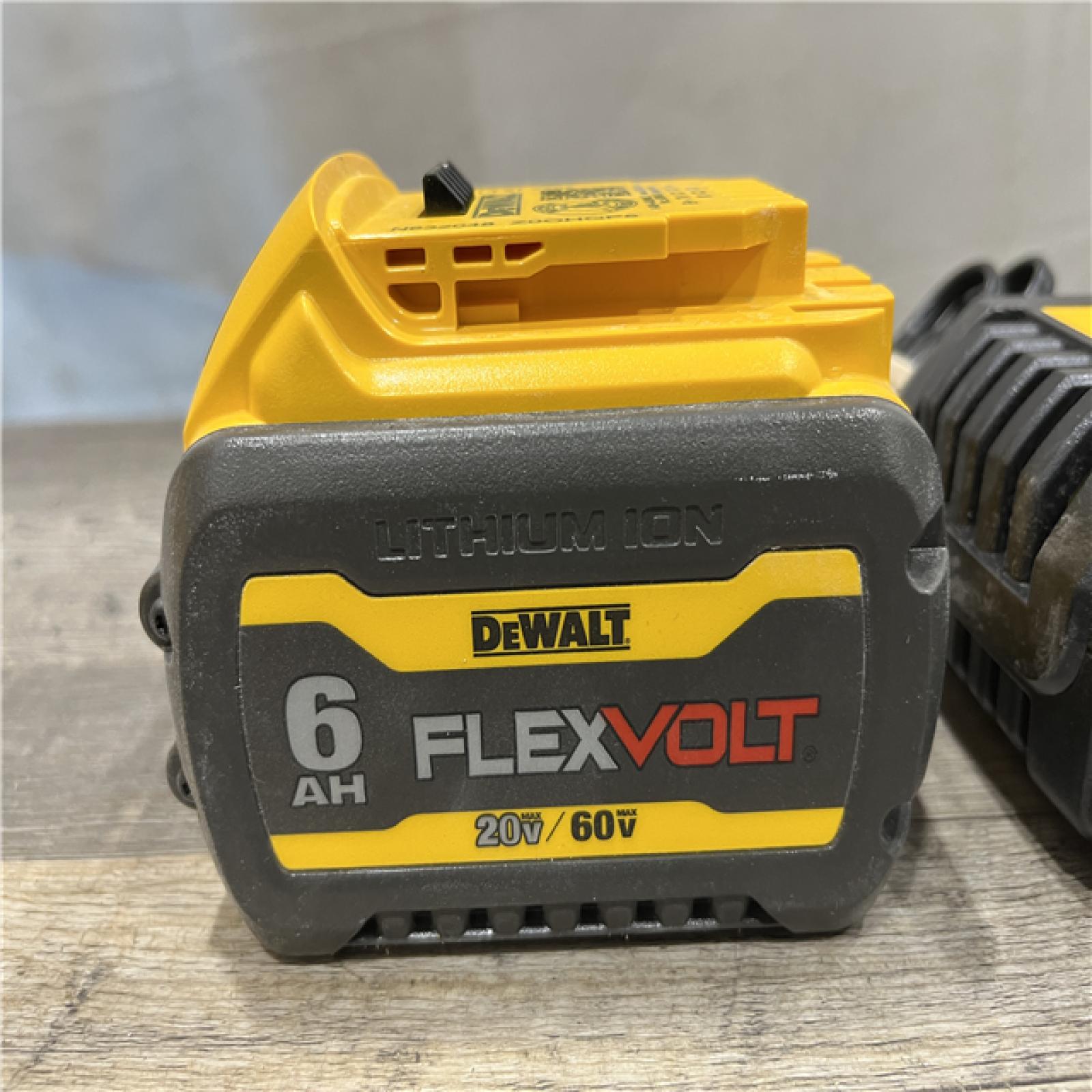 AS-IS DEWALT FLEXVOLT 20V/60V MAX Lithium-Ion 6.0Ah Battery Pack Kit