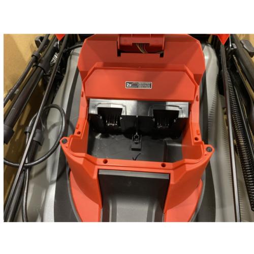 AS-IS Milwaukee 18 FUEL Brushless Cordless 21 in. Walk Behind Dual Battery Self-Propelled Mower Kit